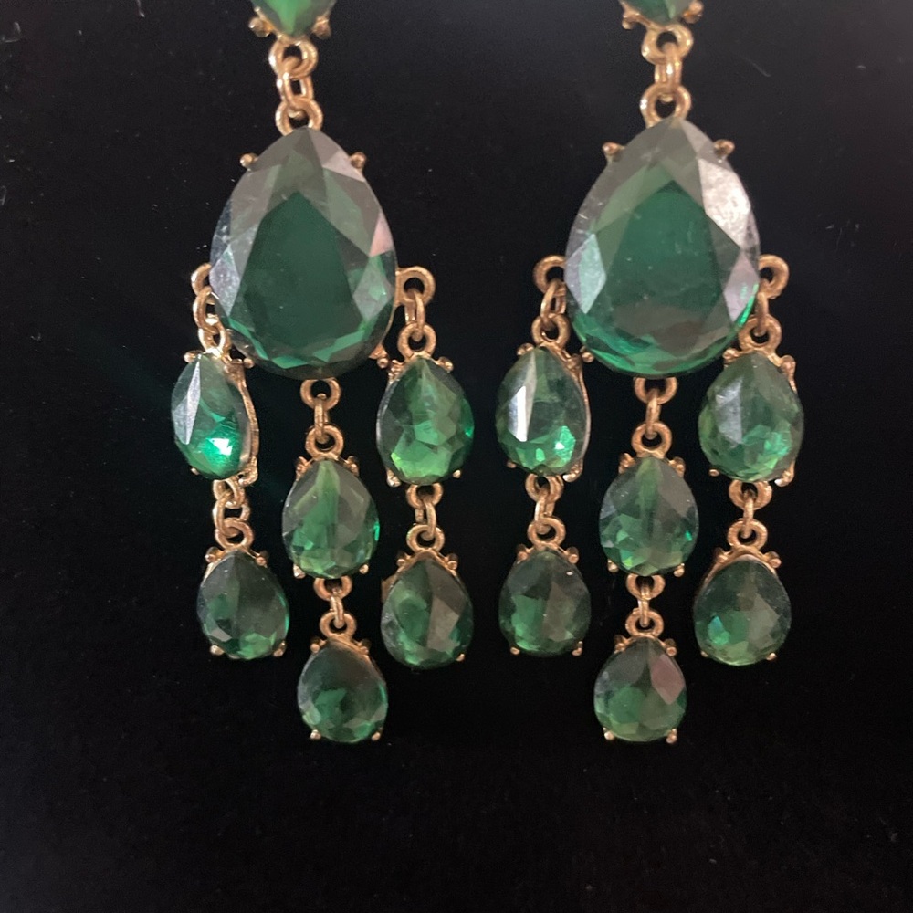 Elegant Green Chandelier Earrings plastic but elegant